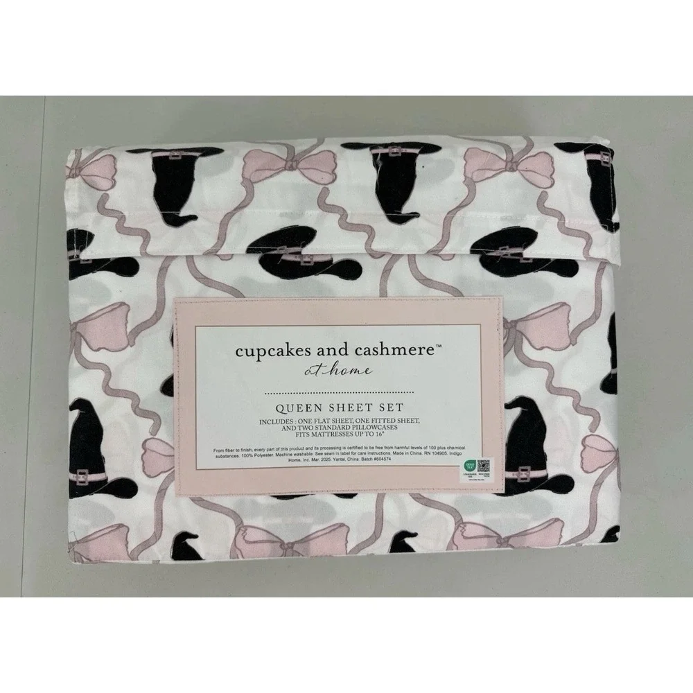 Cupcakes & Cashmere Halloween Bows & Witch Hats 4-Piece Queen Sheet Set Mauve